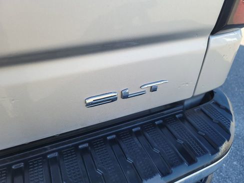 Used 2022 GMC Sierra 1500 SLT w/ SLT Premium Plus Package AWD/4WD image 7