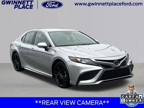 Used 2024 Toyota Camry XSE image 3