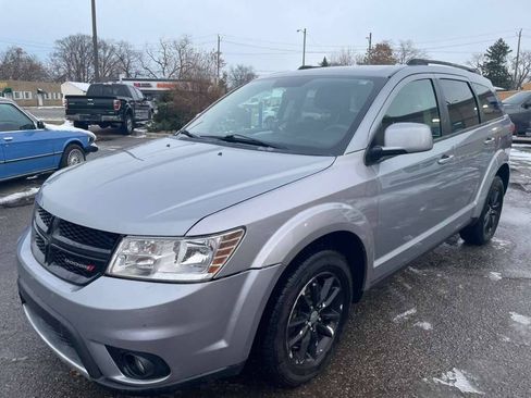 Used 2016 Dodge Journey SXT w/ Comfort/Convenience Group AWD/4WD image 1