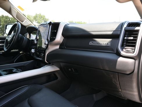 Used 2021 RAM 1500 Laramie w/ Laramie Southwest Edition RWD image 25