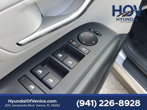 New 2025 Hyundai Tucson SEL image 11