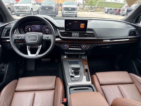 Used 2020 Audi Q5 2.0T Premium Plus w/ Premium Plus Package AWD/4WD image 5