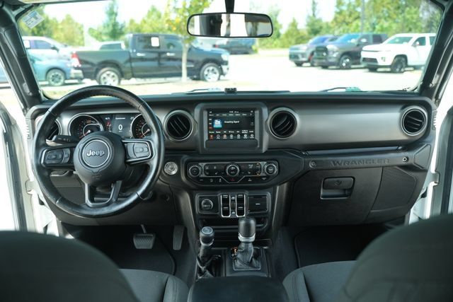 Used 2021 Jeep Wrangler Unlimited Sport AWD/4WD image 26