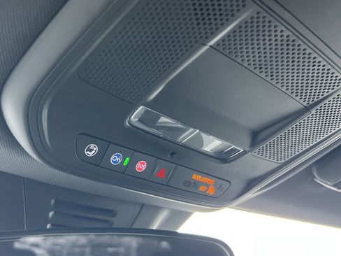 New 2026 Chevrolet Equinox EV LT image 10