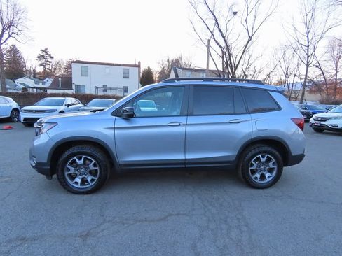 Certified 2023 Honda Passport TrailSport image 3