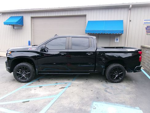 Used 2021 Chevrolet Silverado 1500 LT Trail Boss w/ Convenience Package II image 7