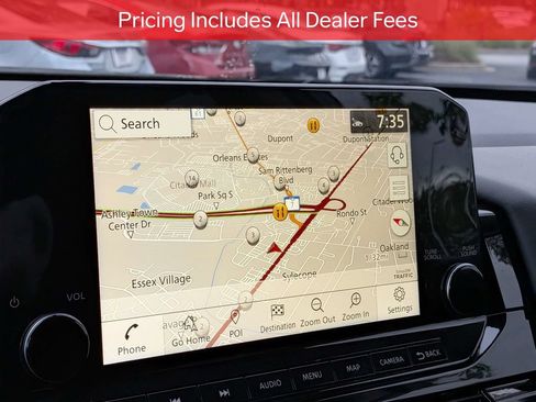 Used 2024 Nissan Pathfinder SL w/ SL Premium Package FWD image 24
