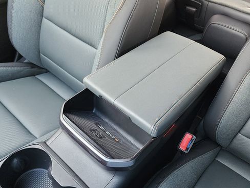 New 2026 GMC Terrain AT4 w/ Convenience Package III image 33