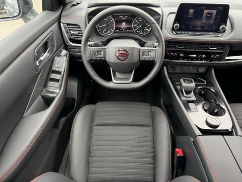 New 2026 Nissan Rogue SV image 23