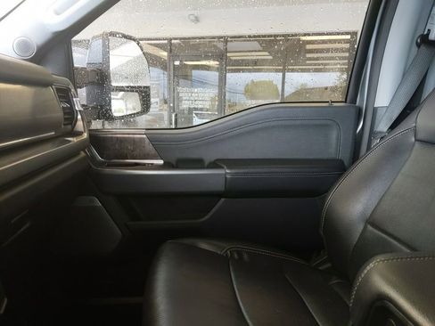 Used 2023 Ford F250 Lariat w/ Lariat Ultimate Package AWD/4WD image 29