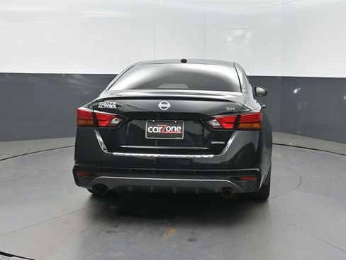 Used 2022 Nissan Altima 2.0 SR image 29