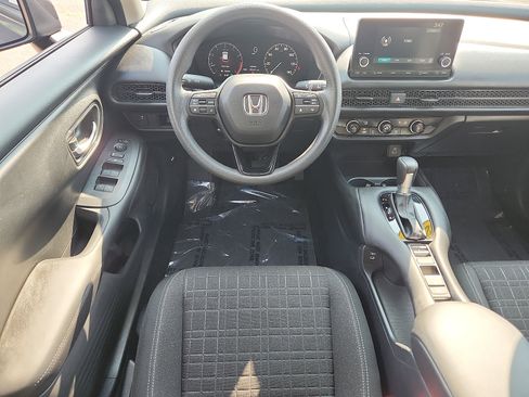 Used 2025 Honda HR-V LX image 11