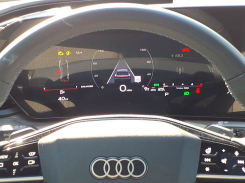 Used 2025 Audi Q5 Premium Plus AWD/4WD image 17