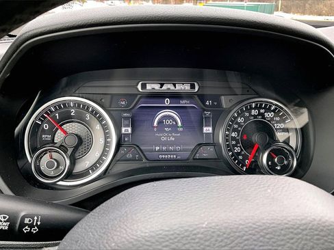 Used 2019 RAM 1500 Big Horn image 13