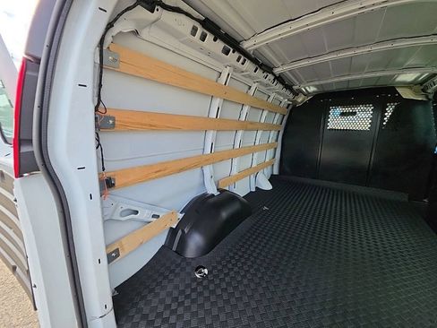 Used 2025 GMC Savana 2500 w/ Driver Convenience Package RWD image 25