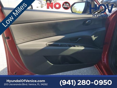 Certified 2025 Hyundai Elantra Sport FWD image 23