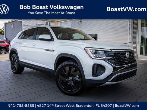 New 2026 Volkswagen Atlas Cross Sport SE FWD image 1