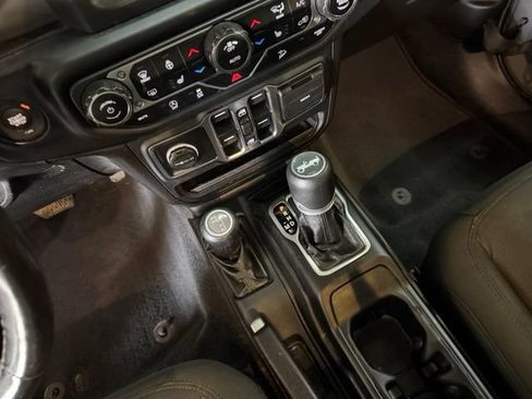 Used 2020 Jeep Wrangler Unlimited Sport S AWD/4WD image 26