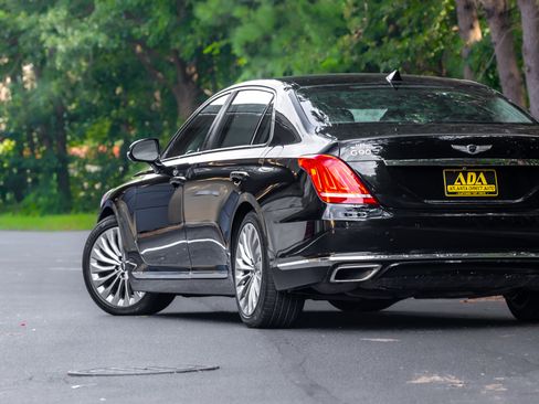 Used 2017 Genesis G90 5.0 Ultimate AWD/4WD image 31