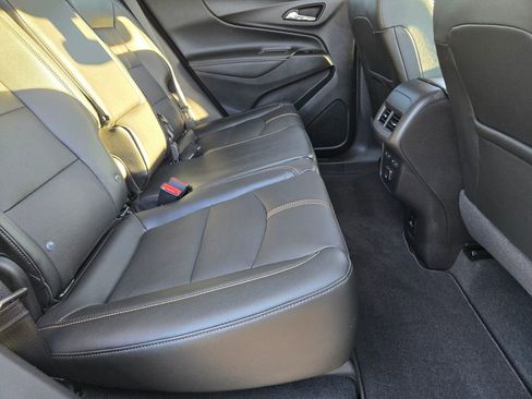 Used 2023 Chevrolet Equinox Premier AWD/4WD image 14
