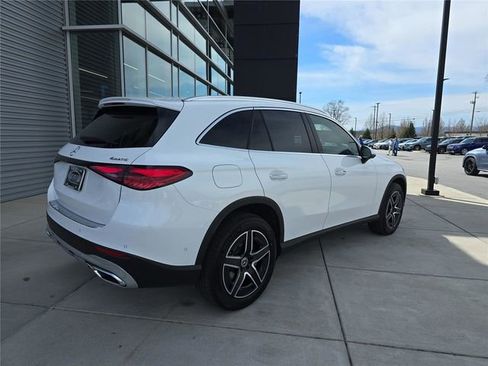 New 2026 Mercedes-Benz GLC 300 4MATIC image 3