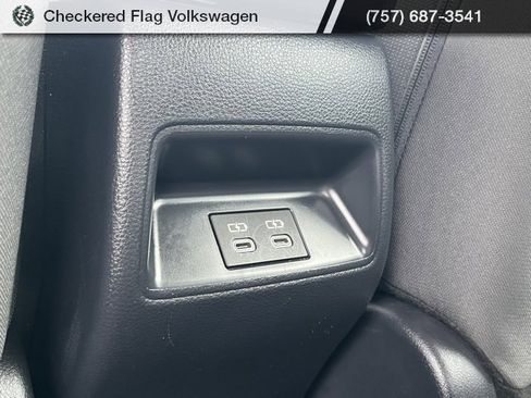 Used 2024 Toyota Corolla LE image 24