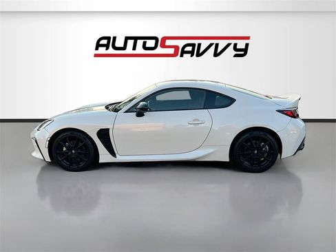 Used 2023 Toyota GR86 Premium image 4