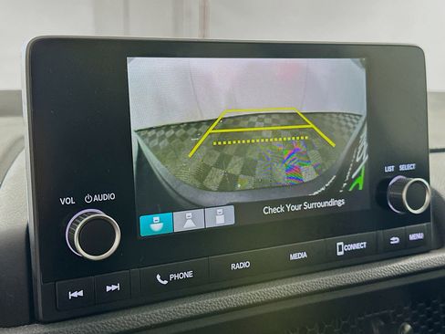 Used 2025 Honda CR-V LX image 21