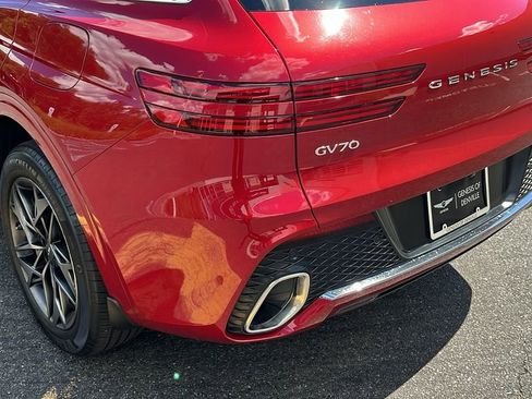 Used 2023 Genesis GV70 2.5T w/ Select Package image 15