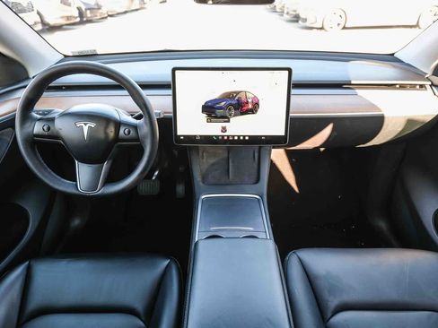 Used 2023 Tesla Model Y Long Range AWD/4WD image 13