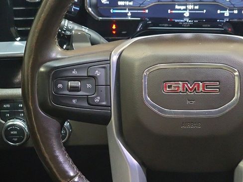 Used 2022 GMC Sierra 1500 SLT image 16
