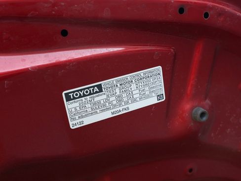 Used 2022 Toyota Corolla SE image 32