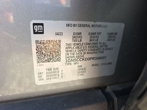 Used 2023 Chevrolet Suburban LT image 35