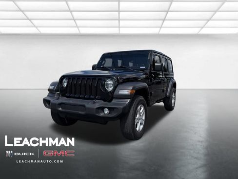 Used 2022 Jeep Wrangler Unlimited Sport AWD/4WD image 9
