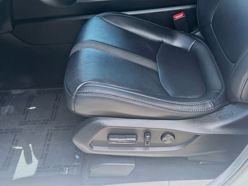 Used 2023 Honda Pilot EX-L image 17