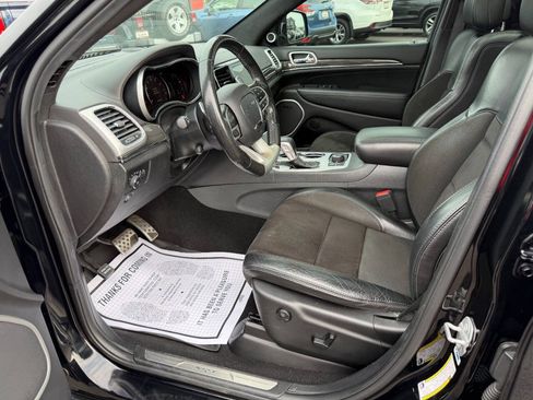 Used 2019 Jeep Grand Cherokee SRT w/ Trailer Tow Group IV AWD/4WD image 10