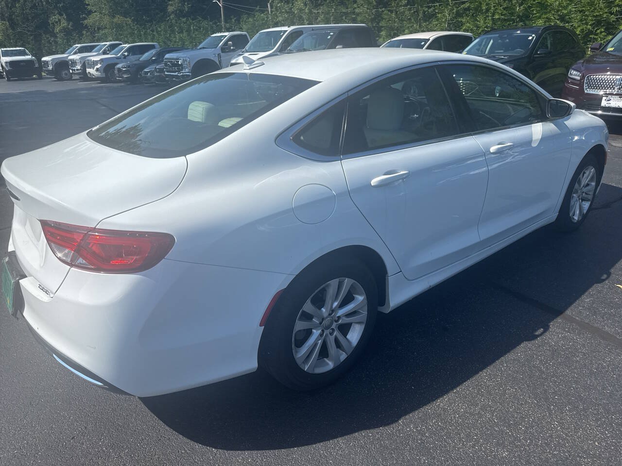 Used 2017 Chrysler 200 Limited Platinum FWD image 7