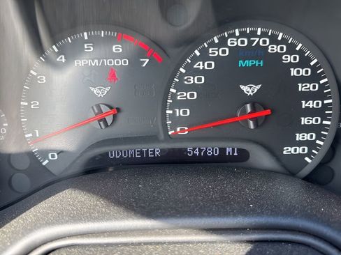 Used 1998 Chevrolet Corvette Coupe w/ Roof Pkg RWD image 15