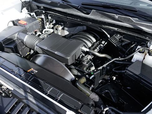 Used 2024 Chevrolet Silverado 2500 Custom w/ Custom Convenience Package image 15