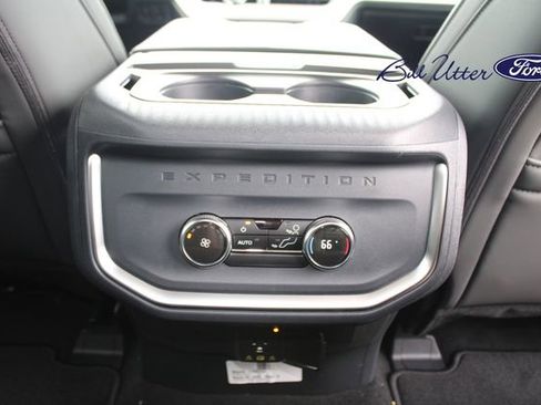 New 2026 Ford Expedition Max Active RWD image 11
