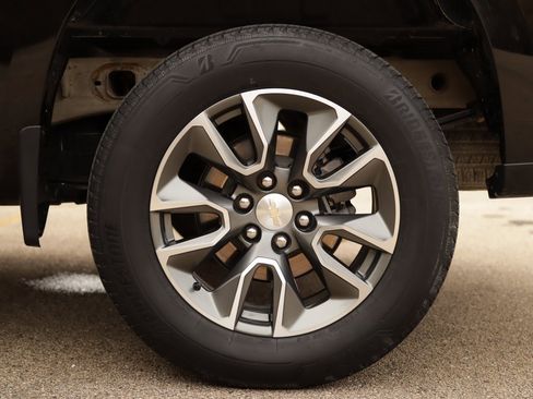 Used 2022 Chevrolet Silverado 1500 LT image 37