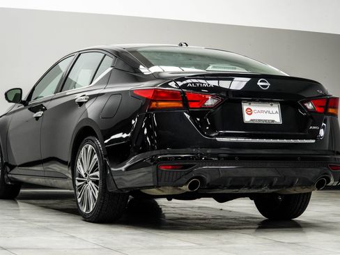 Used 2023 Nissan Altima 2.5 SL AWD/4WD image 10
