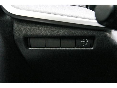 New 2026 Nissan Kicks SV image 20