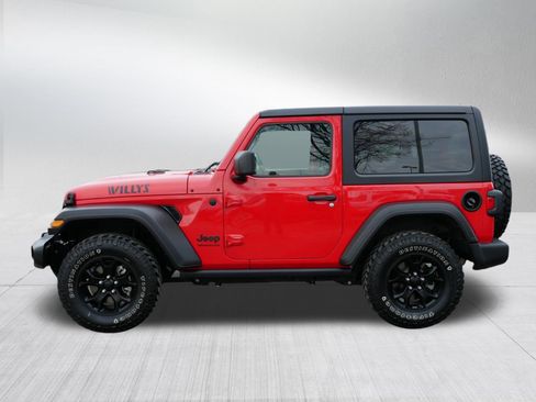 Used 2022 Jeep Wrangler Willys image 4