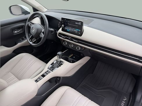 Used 2023 Honda HR-V EX-L image 10