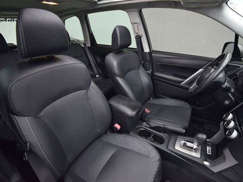 Used 2018 Subaru Forester 2.5i Limited AWD/4WD image 18