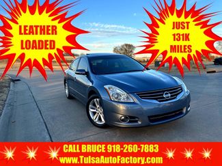 Used 2012 Nissan Altima 3.5 SR w/ Sport Pkg image 1