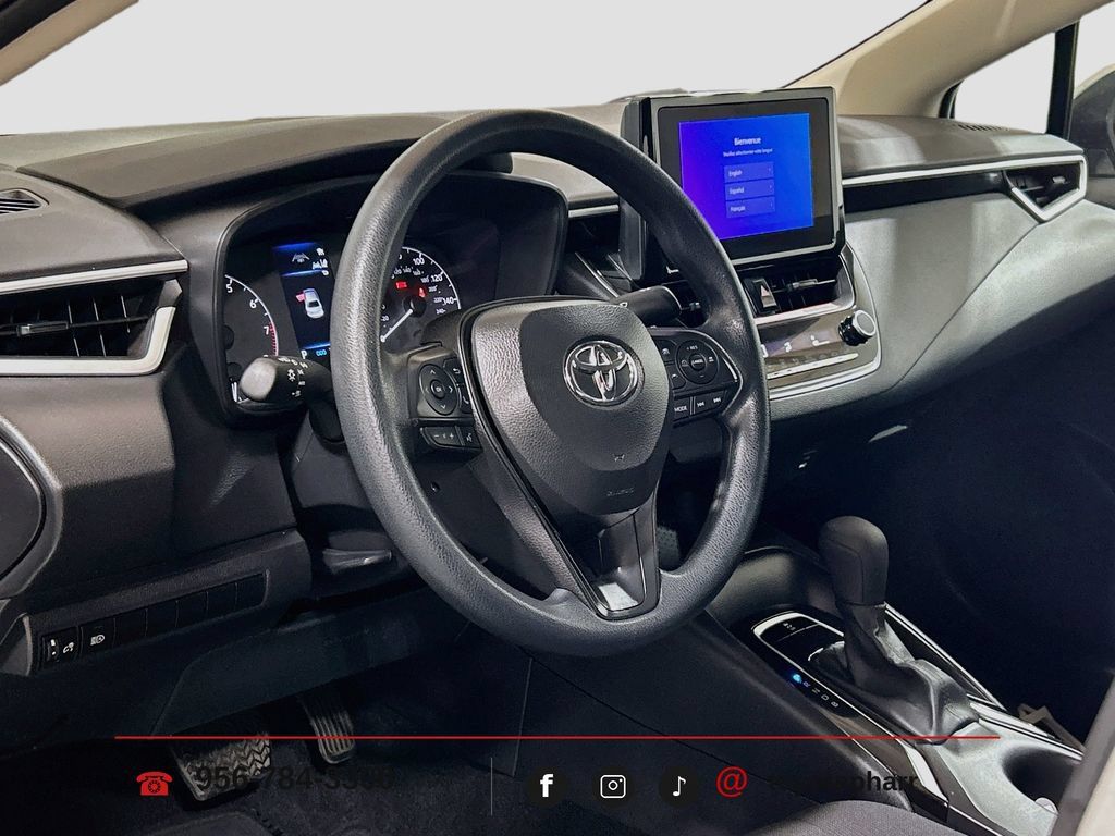 Used 2025 Toyota Corolla LE FWD image 8