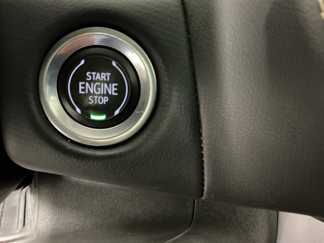 Used 2023 GMC Yukon XL SLT w/ SLT Premium Package AWD/4WD image 23