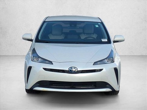 Used 2019 Toyota Prius LE FWD image 2